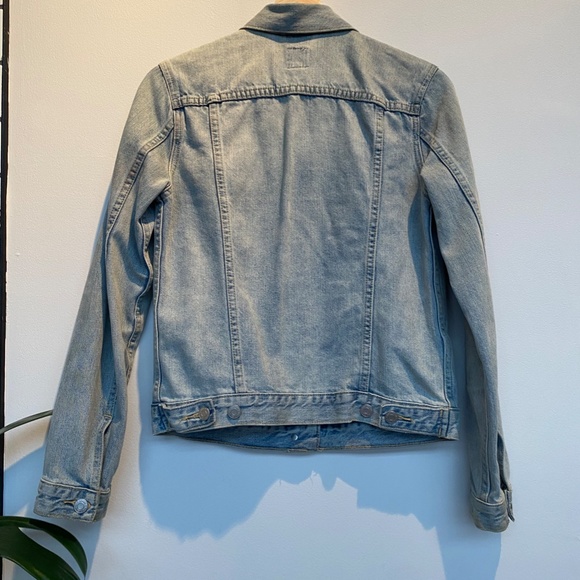 The Gap Jean Jacket - Picture 3 of 5